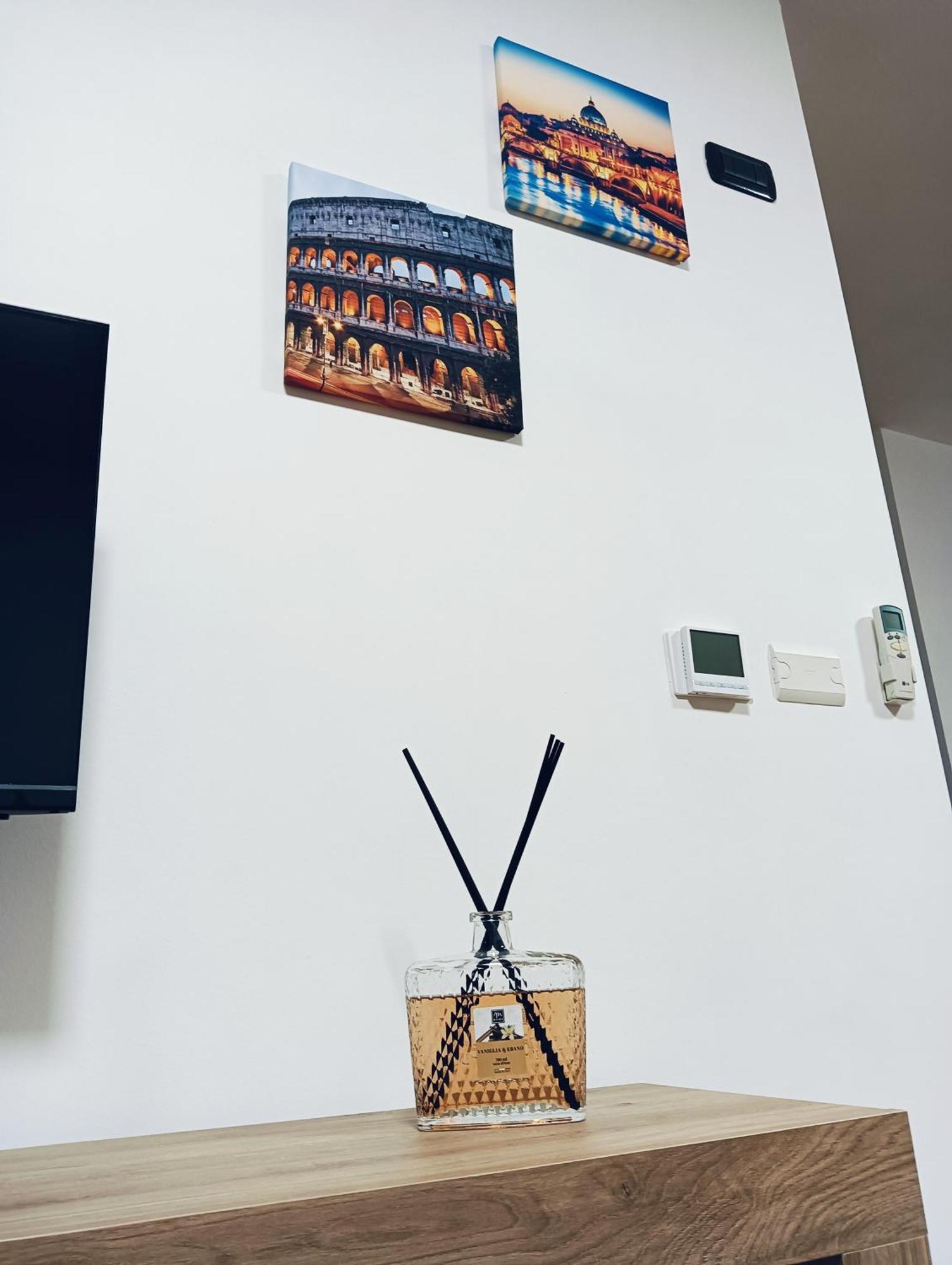 Minerva House - Airport And Fiera Apartment ฟิวมิชีโน ภายนอก รูปภาพ