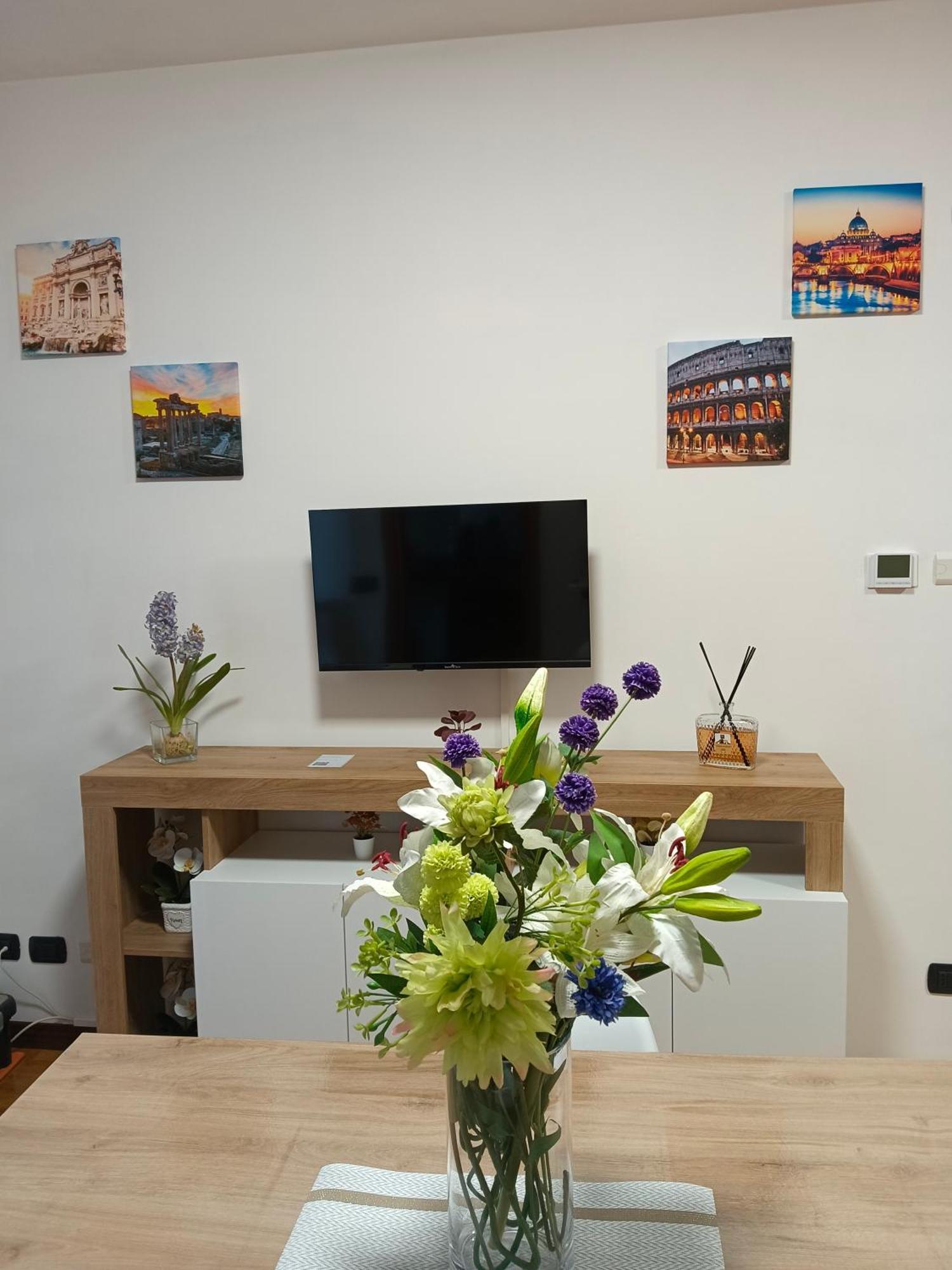 Minerva House - Airport And Fiera Apartment ฟิวมิชีโน ภายนอก รูปภาพ